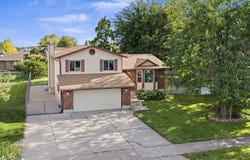 1005 W 550 S, Layton, UT 84041
