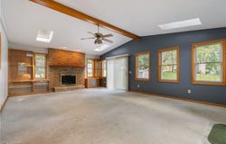 2263 Dewport Drive, Akron, OH 44312