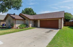 6912 Lyndale Drive, Watauga, TX 76148