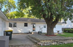 2813 12 Avenue NW, Willmar, MN 56201