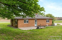 8500 Tasker Road, Bellevue, MI 49021