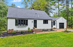 217 Hudson Rd, Stow, MA 01775
