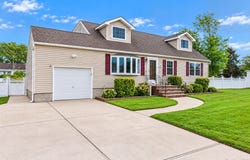 719 3rd Street, West Babylon, NY 11704