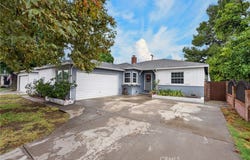 19148 Hart, Reseda, CA 91335