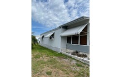 7637 Parkway Blvd, Hudson, FL 34667