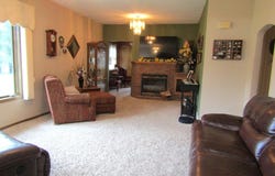 236 E Sorenson Avenue, Appleton, MN 56208