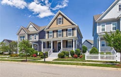 513 Simpson Lane, Chesapeake, VA 23323
