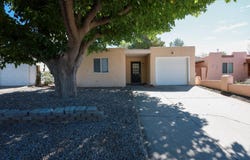 620 Mountain View Avenue NE, Albuquerque, NM 87123