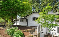 19001 SUNCREST Dr, WestLinn, OR 97068