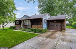 606 HAMILTON Drive, CINNAMINSON, NJ 08077