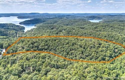 170 Meadow Ridge Road, Eureka Springs, AR 72632