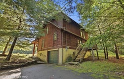 3130 Stony Run Lane, Cresco, PA 18326
