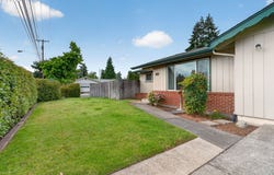 447 MAXWELL Rd, Eugene, OR 97404