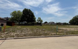 100 Choctaw Drive, Leonard, TX 75452
