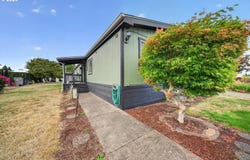 310 PITNEY Ln, JunctionCity, OR 97448