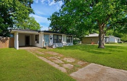 1103 Bellaire Drive, Grapevine, TX 76051