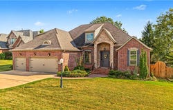 3103 E Greystone Drive, Springdale, AR 72764