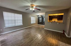 2004 GREENPOINT Drive, New Orleans, LA 70114