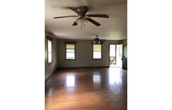 7062 Will Jackson Road, Cadiz, KY 42211