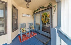 32747 CYPRESS Drive, Springfield, LA 70462