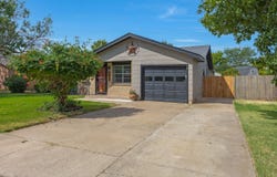 1611 Maple Avenue, Panhandle, TX 79068