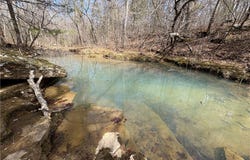 Holly Mountain Road, Clinton, AR 72031