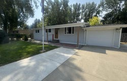 2 Alcoma Drive, McCook Lake, SD 57049