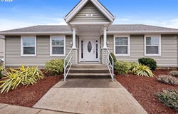 113 N HOLLADAY Dr, Seaside, OR 97138
