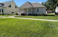 315 N St, Aurora, NE 68818