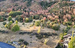 3738 E CATAMOUNT Rdg, Sandy, UT 84092