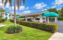 281 Gabriel Cir, NAPLES, FL 34104