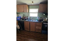 2831 Weaver Dr, Ray City, GA 31645