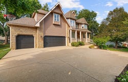 5204 Fox Chase Drive, Lawrence, KS 66049