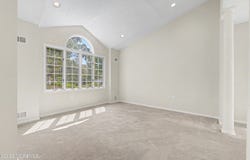17 Umberland Place, Monroe, NJ 08831