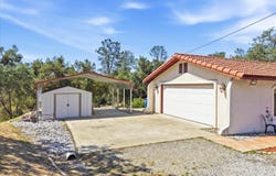 42704 Deep Forest Drive, Coarsegold, CA 93614