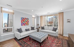 10 E Delaware Place, Chicago, IL 60611