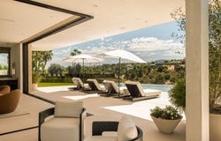 16988 Strawberry Dr, Los Angeles, CA 91436