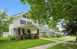 2312 B Ave NE, Cedar Rapids, IA 52402