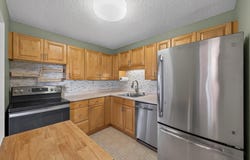 78 10th Street E, Saint Paul, MN 55101