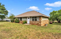 115 Fieldstone Drive, Llano, TX 78643
