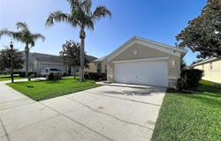 189 MINNIEHAHA Circle, HAINES CITY, FL 33844