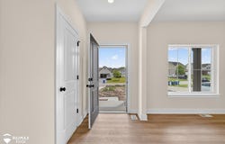 8100 Peninsula Circle, Grand Blanc, MI 48439