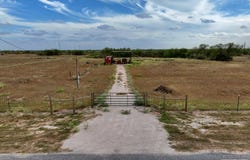 104 LAS PRIMAS LN., ENCINO, TX 78353