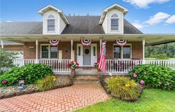 42479 Adelbert Street, Elyria, OH 44035