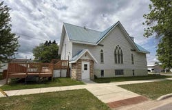 320 Pennsylvania Ave, Buhl, MN 55713