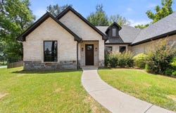 12109 Oak Grove, Lindale, TX 75771
