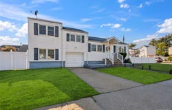131 S 5th Street, Bethpage, NY 11714