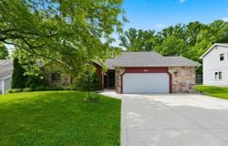 8917 Stockbridge Place, Fort Wayne, IN 46804
