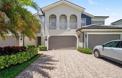21584 Baccarat Ln, ESTERO, FL 33928