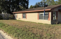 218 Graham, Kenedy, TX 78119